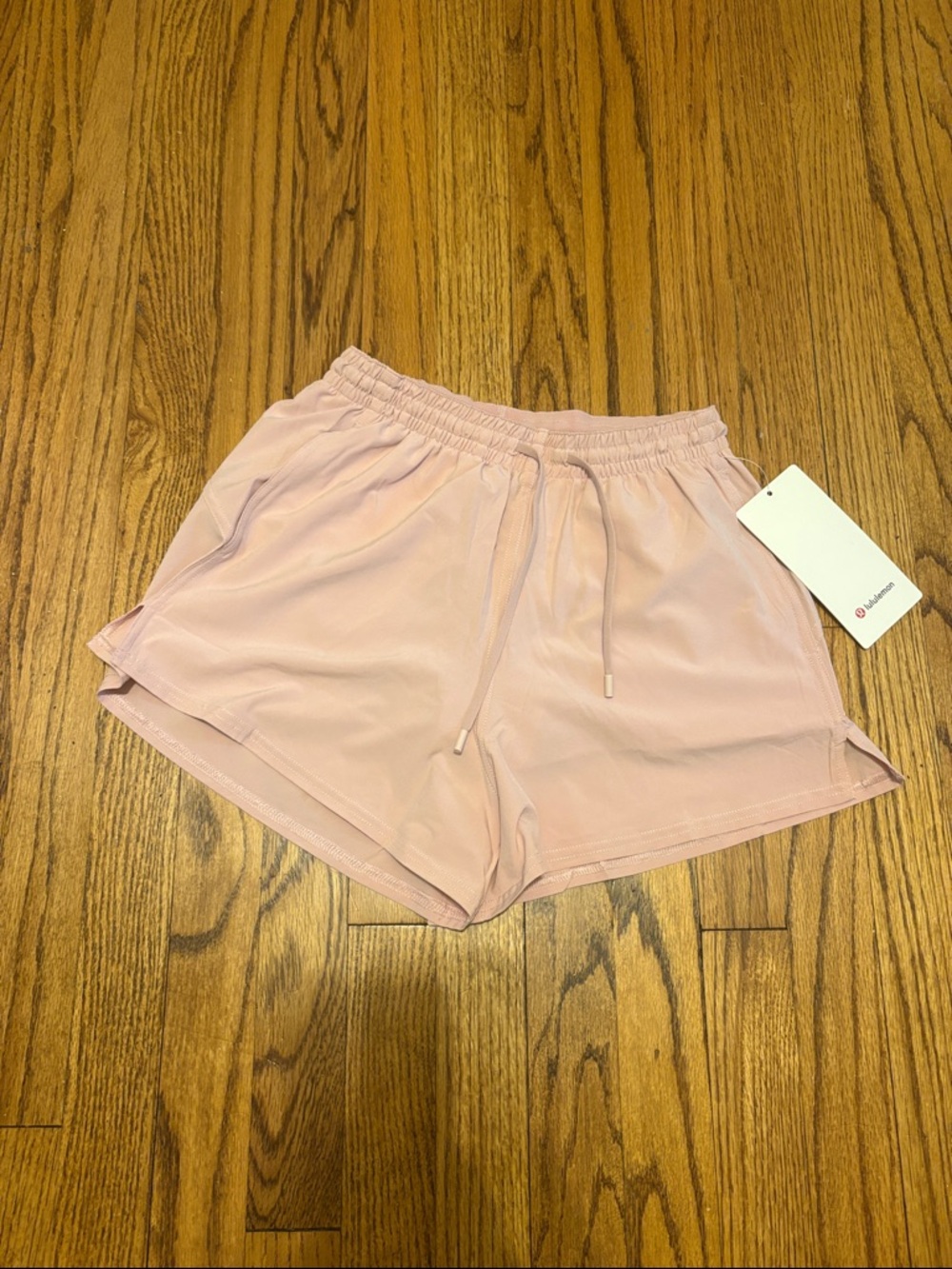 NWT Lululemon pace rival 3” short